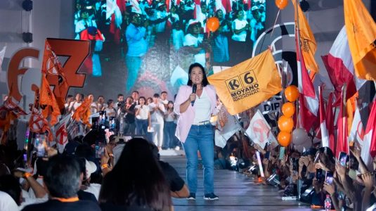 Elecciones Perú: candidatos realizan su cierre de campaña antes de las elecciones del domingo