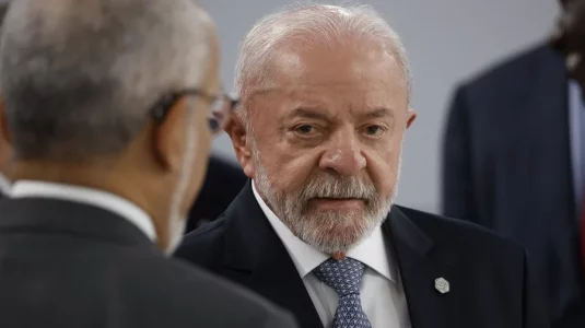 Lula pide a Trump que no se meta en las elecciones en Brasil