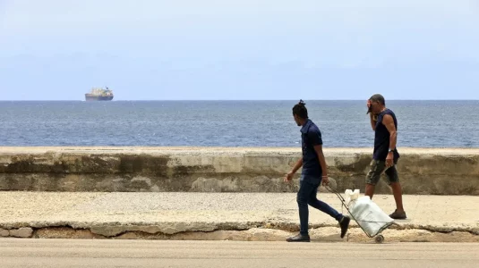 El Partido Comunista de Cuba inicia su reunión para evaluar las reformas recién anunciadas