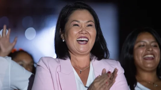 Fujimori rompe la ‘teoría del panetón’ al ganar la Presidencia de Perú en su cuarto intento
