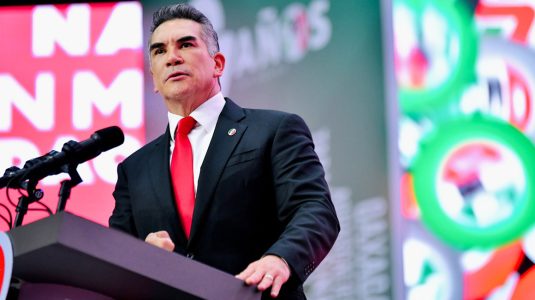 Alito Moreno llevará su defensa de la democracia mexicana a escenarios internacionales