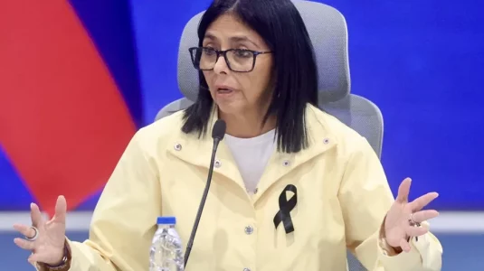 El Gobierno de Donald Trump le pide a la fiscalía dar inmunidad judicial a Delcy Rodríguez en EE.UU.