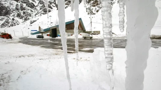 Chile suma 20 días de cierre del paso fronterizo con Argentina por las nevadas del temporal
