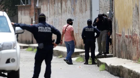 México confirma el abatimiento del líder criminal buscado por EE.UU. en Michoacán
