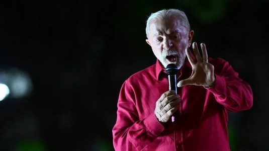 Caso Banco Master: Lula acusa a Flávio Bolsonaro