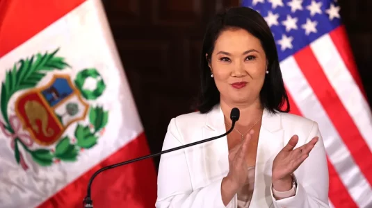 Expulsión de migrantes: Fujimori pide más tiempo de detención